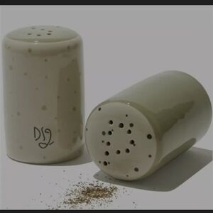 Darling Spring Speckled atomic mid century modern like mcm salt pepper shakers